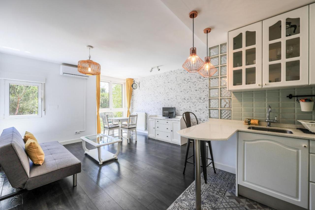 Apartamento Para 5 Personas Cerca De Ifema Y Aeropuerto Alquiler Temporal Madrid Exteriör bild