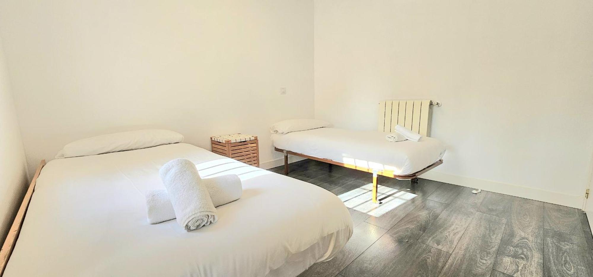 Apartamento Para 5 Personas Cerca De Ifema Y Aeropuerto Alquiler Temporal Madrid Exteriör bild