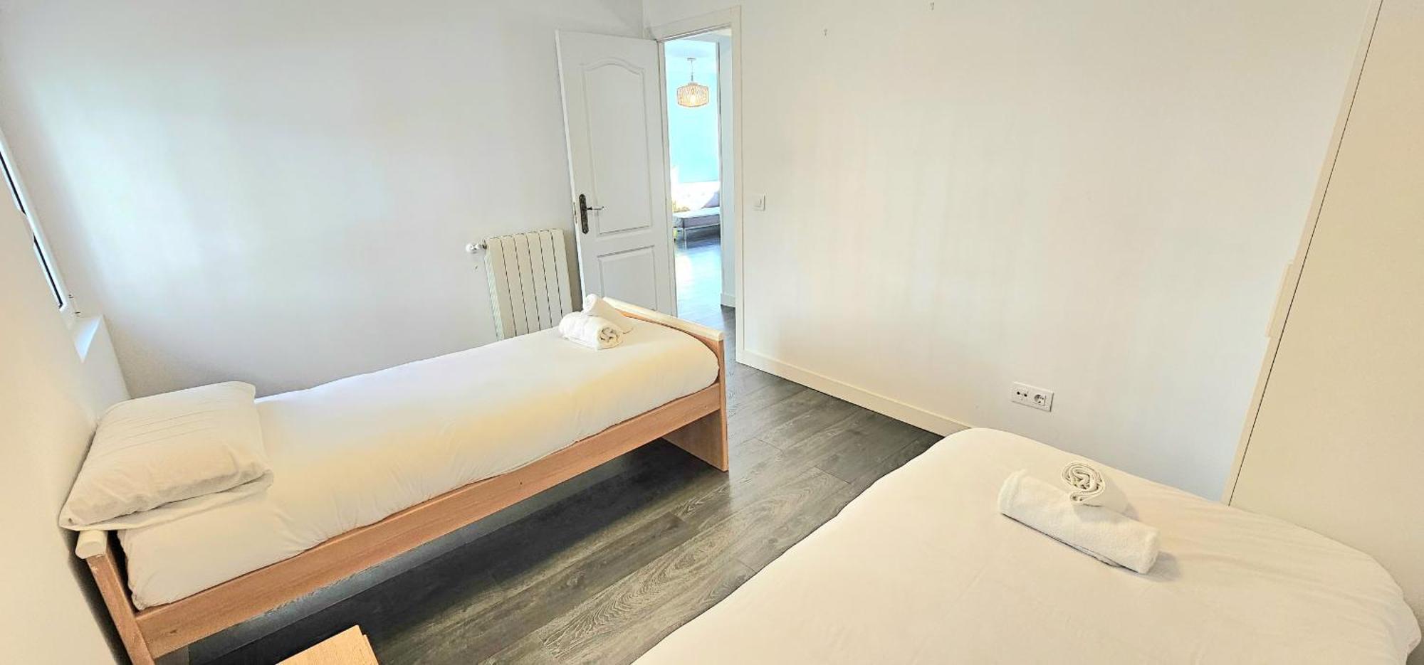 Apartamento Para 5 Personas Cerca De Ifema Y Aeropuerto Alquiler Temporal Madrid Exteriör bild